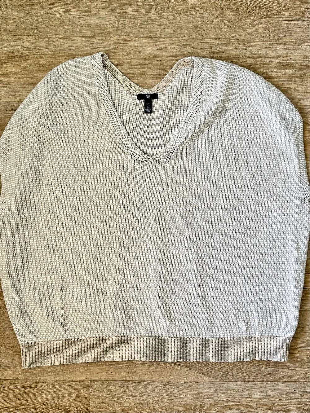 Gap Oversized Sweater Vest V-Neck Beige Medium